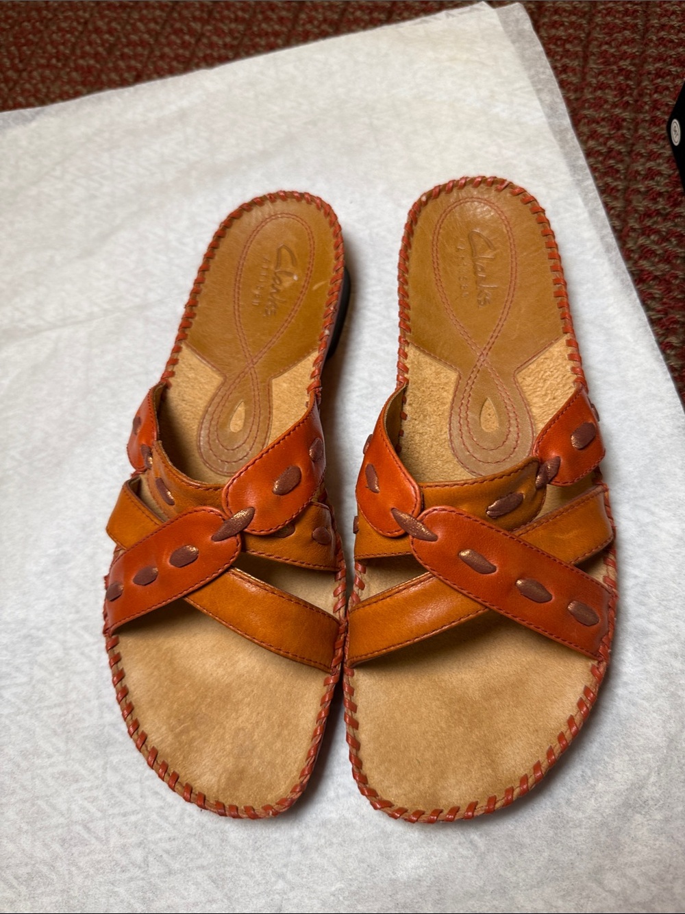 Clarks Women’s Tan Leather Slip-On Loafers